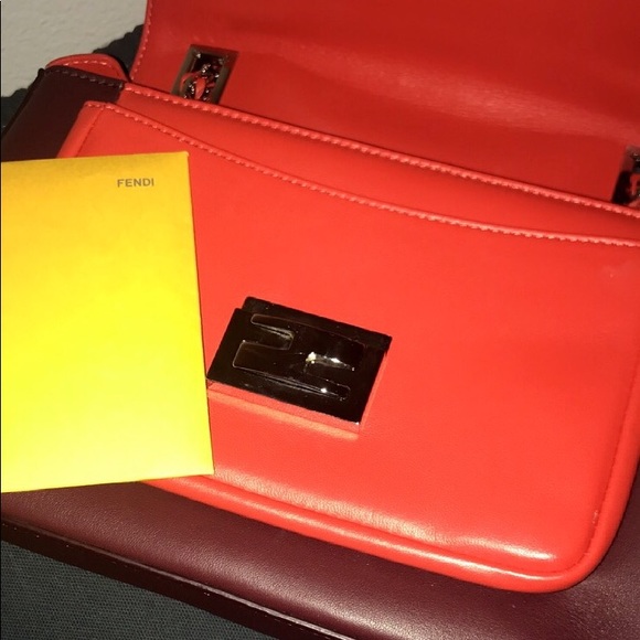 Authentic Fendi shoulder bag - Picture 3 of 3